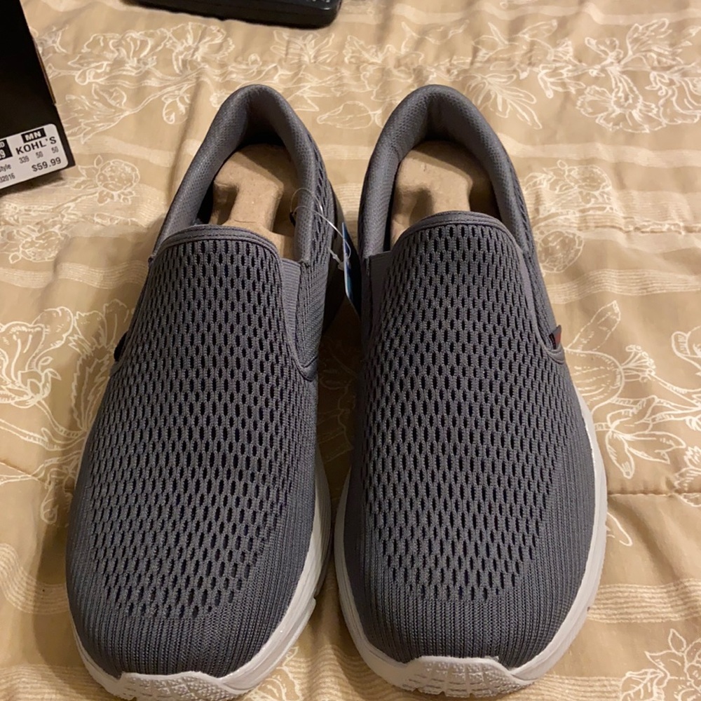 New men’s slip on shoes